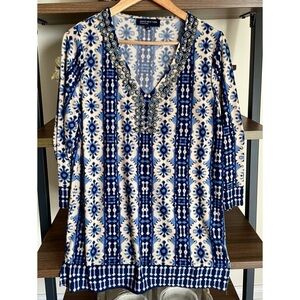 Jones New York Blue and White Beaded Patterned Tunic, Size L